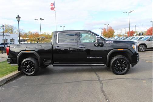 2021 GMC Sierra 2500 Denali