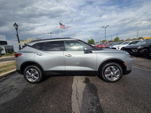 Sterling Gray Metallic 2023 Chevrolet Blazer 2LT