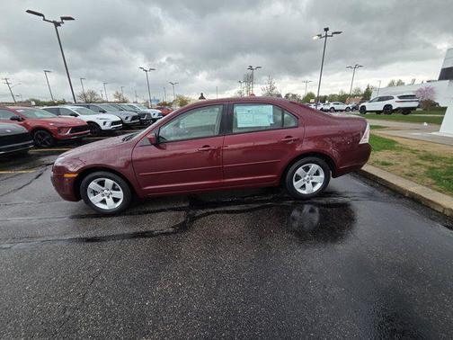 Redfire 2006 Ford Fusion SE