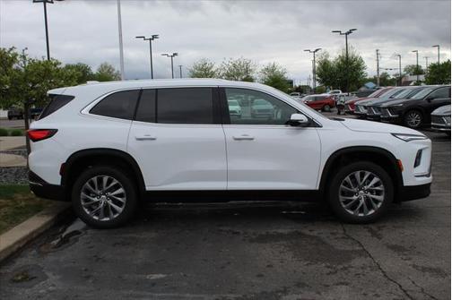 2025 Buick Enclave Preferred FWD