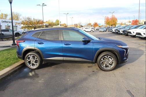 2024 Chevrolet Trax LT