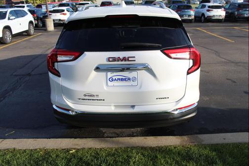 2022 GMC Terrain SLT