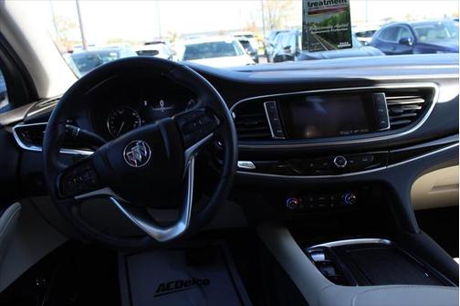 2022 Buick Enclave AWD Avenir