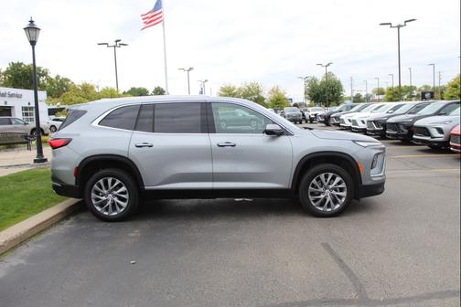 2025 Buick Enclave Preferred