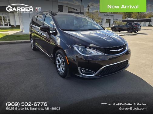 Dark Cordovan Pearlcoat 2018 Chrysler Pacifica Touring-L