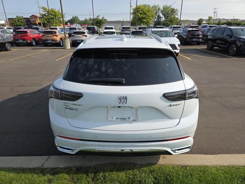 Iridescent White Tricoat 2026 Buick Envision Avenir AWD