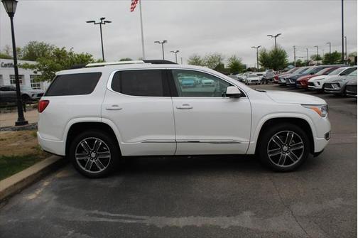 2018 GMC Acadia Denali