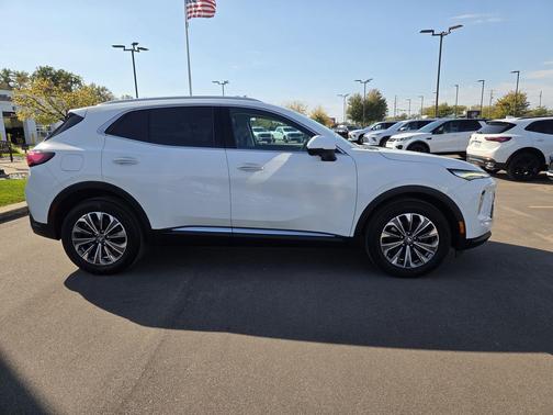 Summit White 2025 Buick Envision Preferred AWD