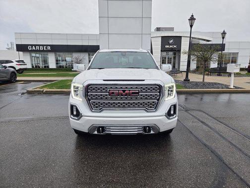 White Frost Tricoat 2022 GMC Sierra 1500 Denali
