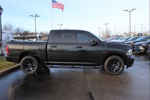 2016 RAM 1500 Sport