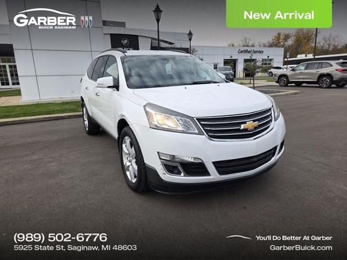 Summit White 2017 Chevrolet Traverse 1LT