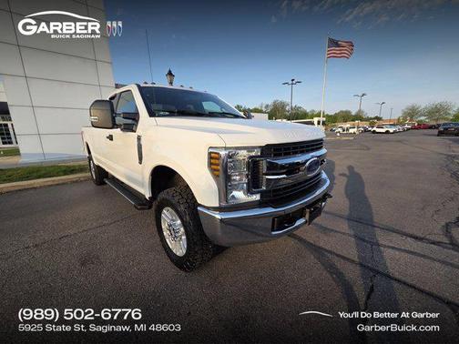 Oxford White 2019 Ford F-250 XLT