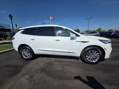 Summit White 2024 Buick Enclave Essence AWD