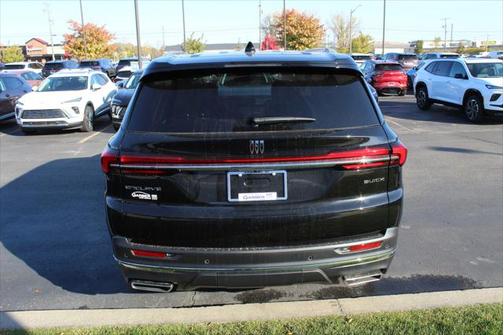2025 Buick Enclave Preferred FWD