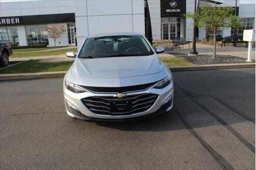 2022 Chevrolet Malibu FWD LT