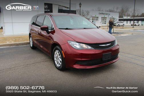 2022 Chrysler Voyager LX