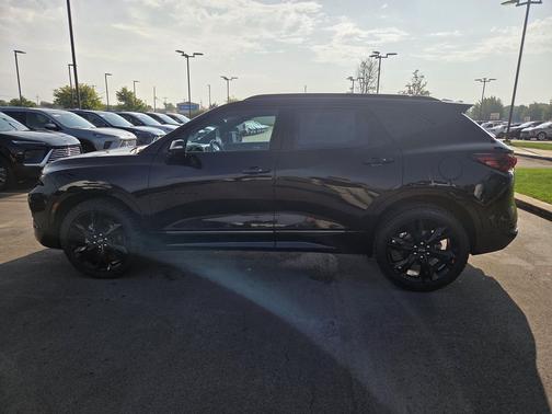Black 2022 Chevrolet Blazer RS