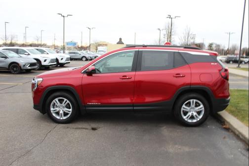 2023 GMC Terrain SLE