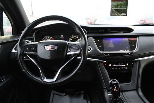 2023 Cadillac XT6 Luxury AWD