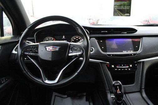 2023 Cadillac XT6 Luxury AWD