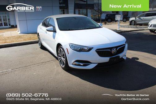 2018 Buick Regal Sportback Essence