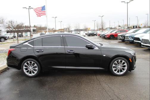 2022 Cadillac CT5 Premium Luxury