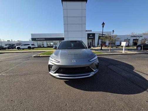 Moonstone Gray Metallic 2024 Buick Envista Sport Touring FWD