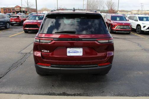 2024 Jeep Grand Cherokee Altitude