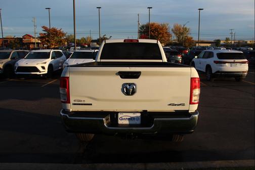 2024 RAM 3500 Big Horn Crew Cab 4x4 8' Box