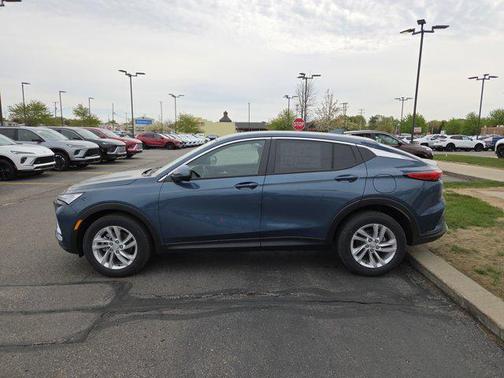 Ocean Blue Metallic 2026 Buick Envista Preferred FWD