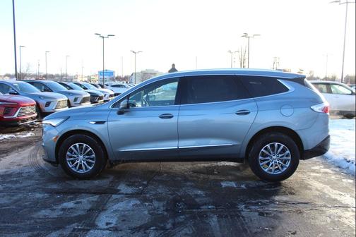 2023 Buick Enclave Essence FWD