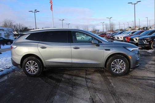 2023 Buick Enclave Essence FWD