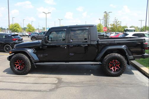 2021 Jeep Gladiator Sport
