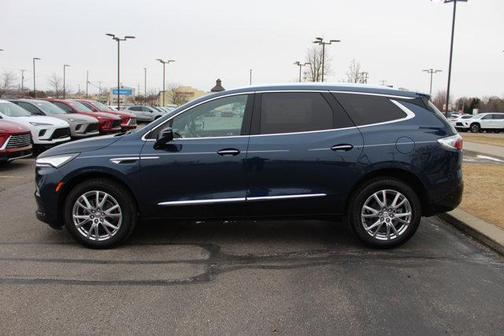 2024 Buick Enclave Essence FWD
