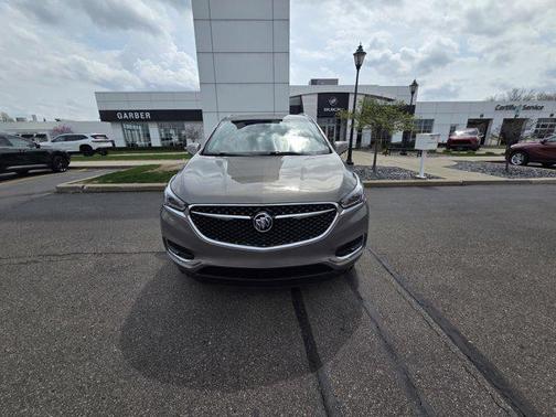 Pepperdust Metallic 2019 Buick Enclave Avenir