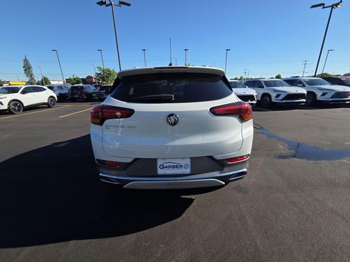 White Frost Tricoat 2023 Buick Encore GX Essence