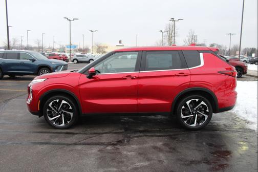 2023 Mitsubishi Outlander SE Special Editiont S-AWC