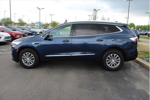 2022 Buick Enclave FWD Essence