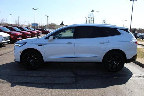 2024 Buick Enclave Essence AWD