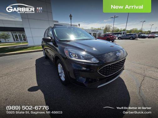Agate Black Metallic 2022 Ford Escape SE