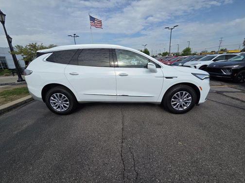 Summit White 2024 Buick Enclave Essence AWD