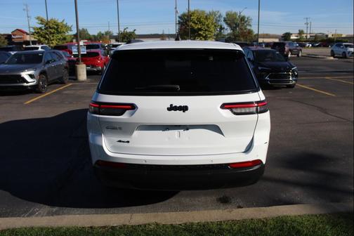 2023 Jeep Grand Cherokee L Altitude