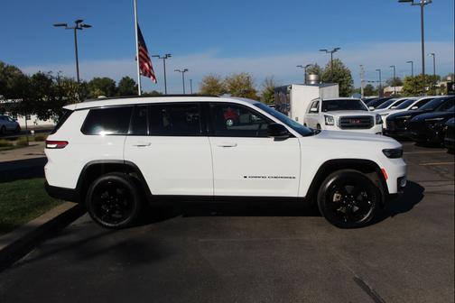 2023 Jeep Grand Cherokee L Altitude