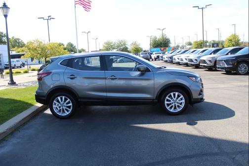 2021 Nissan Rogue Sport S
