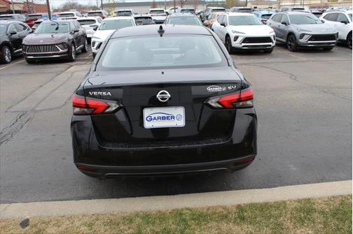 2021 Nissan Versa 1.6 SV