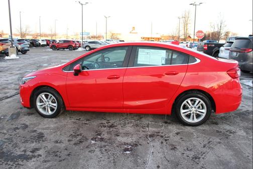 2018 Chevrolet Cruze LT