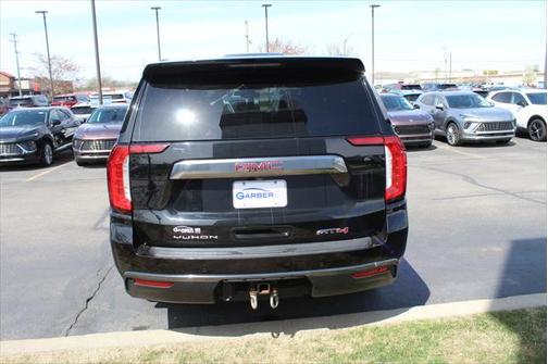 2021 GMC Yukon XL 4WD AT4