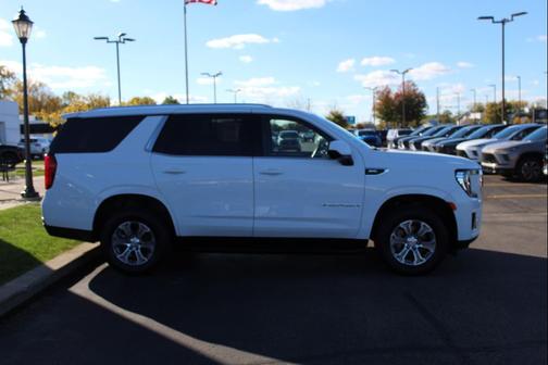 2024 GMC Yukon SLE