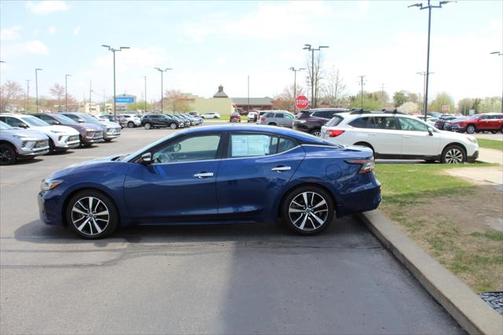 2023 Nissan Maxima SL