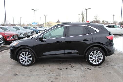 2022 Ford Escape Titanium